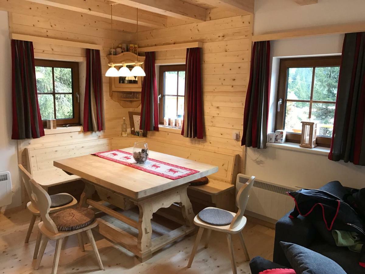 Almhaus & Almchalet Flattnitz ภายนอก รูปภาพ